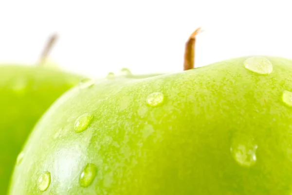 Duas maçãs verdes frescas, close-up — Fotografia de Stock