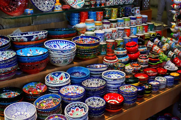 Assiettes souvenirs turques — Photo