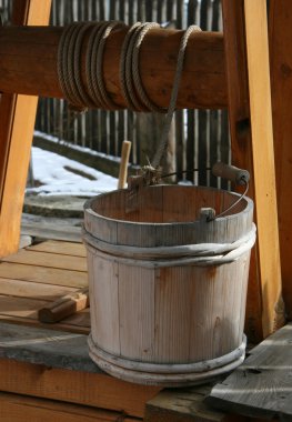 Wooden well bucket clipart