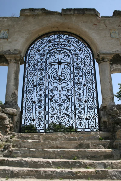 Puerta forjada — Foto de Stock