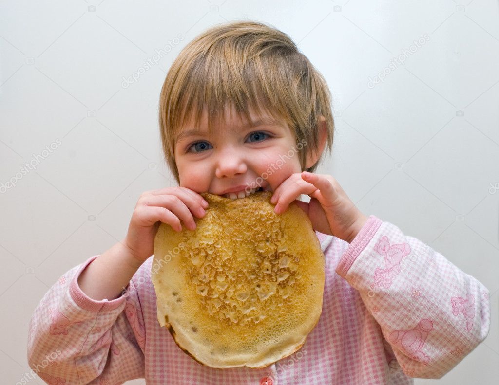 The girl with a pancake