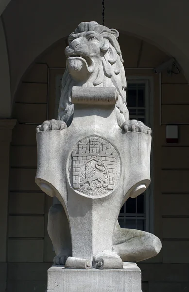 Skulptur av ett lejon — Stockfoto