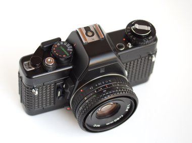Vintage slr kamera üzerine beyaz uygunluğunu