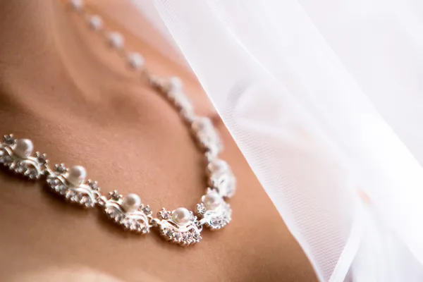 Beautiful bride necklace — Stock Photo, Image