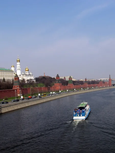 Kremlské nábřeží — Stock fotografie