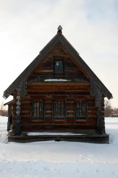 늙은 러시아 집 스톡 이미지