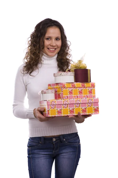 Жінка тримає подарункову коробку на Різдво — стокове фото
