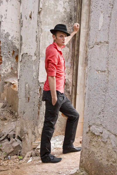 Modelo de hombre de moda elegante — Foto de Stock