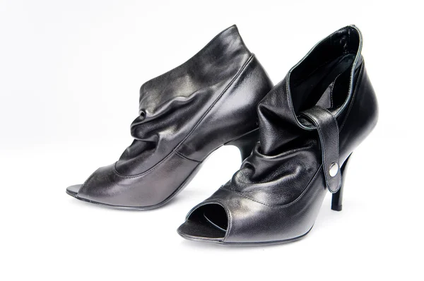 Zapatos femeninos negros —  Fotos de Stock