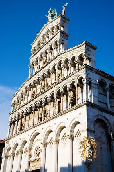 Gyönyörű olasz katedrális — Stock Fotó