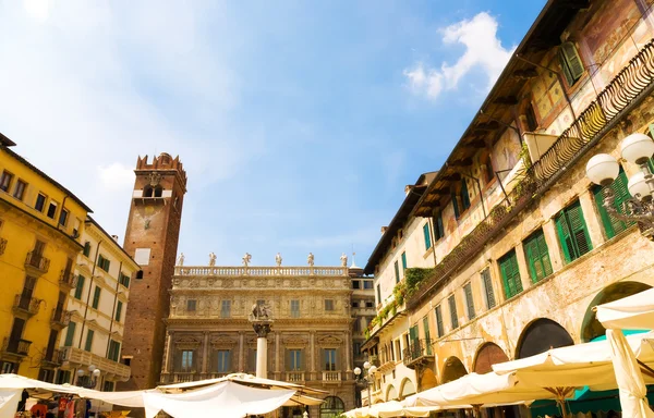 Traditional Italian square — Stock Photo, Image