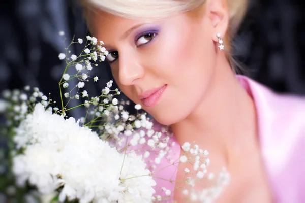 Young romantic woman — Stock Photo, Image