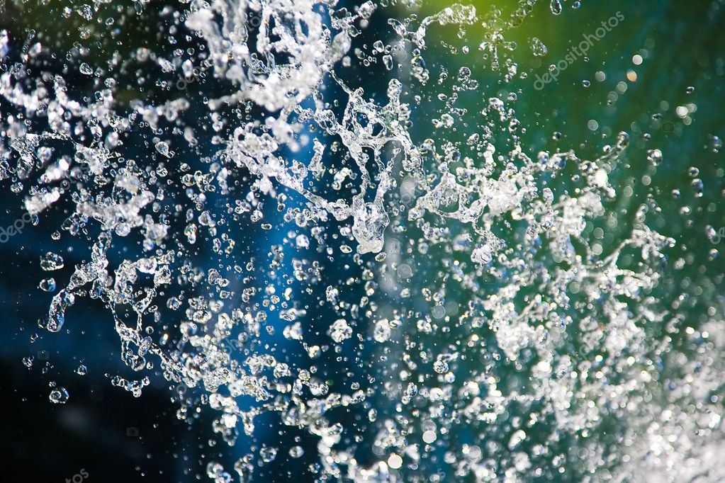 Фотообои Water drops closeup
