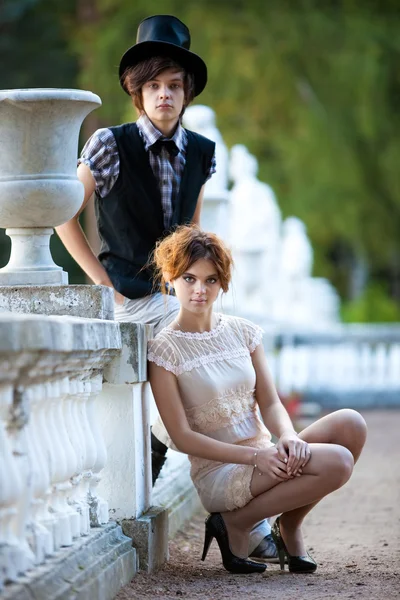 若いカップルのファッション — ストック写真