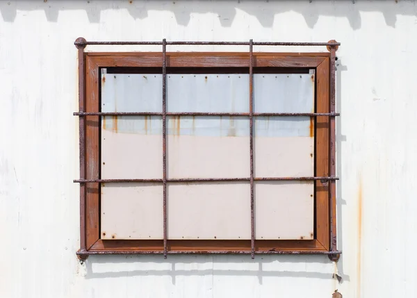 Velha janela fechada — Fotografia de Stock