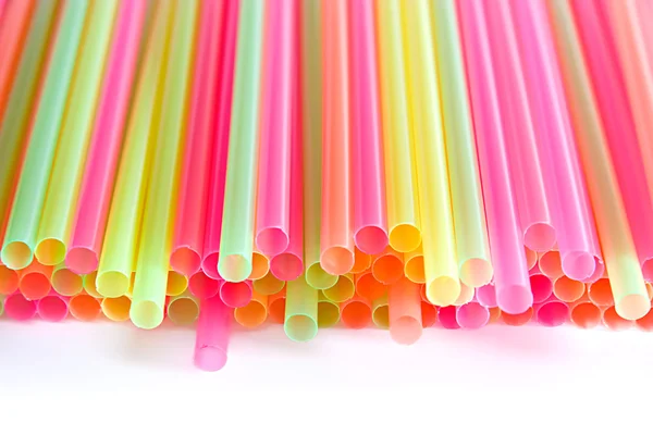 Tubos de plástico multicolor para beber — Foto de Stock