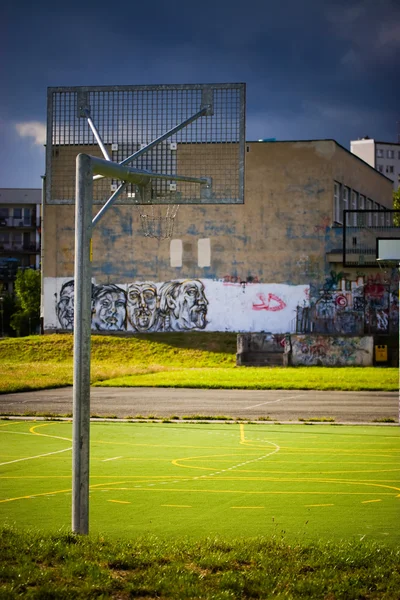 Patio de baloncesto vacío — Foto de Stock