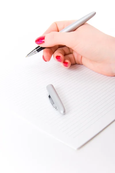 ペンと紙を女性の手 — ストック写真