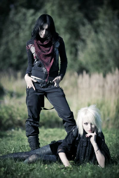 Two goth women outdoors — Stock Photo, Image