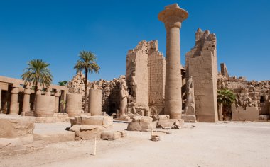 Lüksör, Mısır 'daki Karnak tapınağı