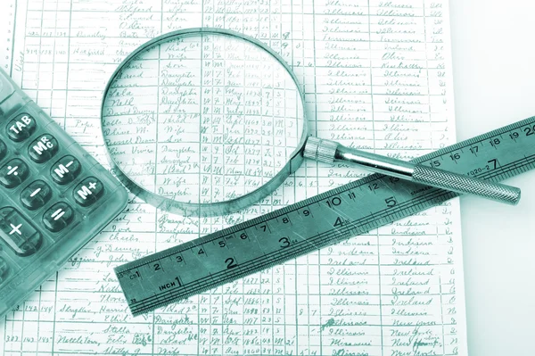 Closeup of a chart with a pen on white — Stock Photo, Image