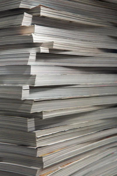 Pile of old thick magazines. — Stock Photo, Image