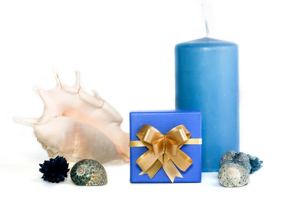 Blue gift over white — Stock Photo, Image