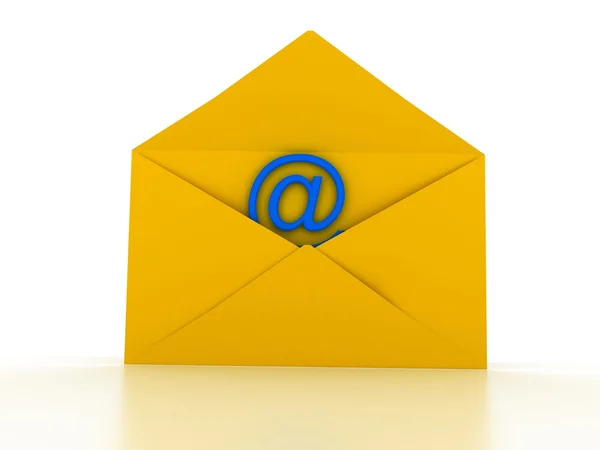 Envelop met e-mail bordje over wit — Stockfoto