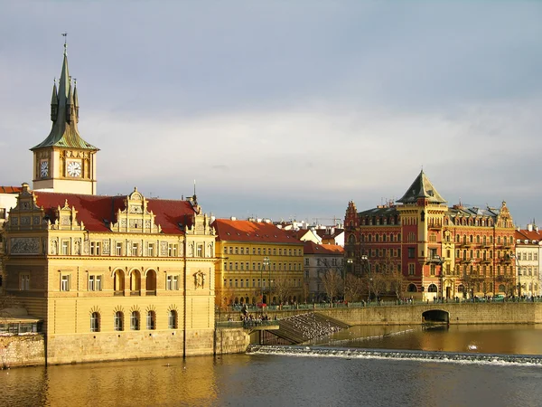 Terraplén del río Moldava, Praga — Foto de Stock