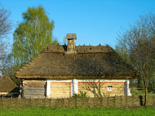 Authentic Ukrainian house — Stock Photo, Image