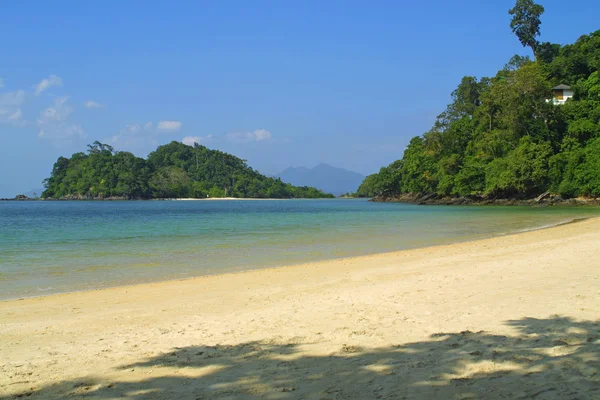Tropisk strand, langkawi, malaysia — Stockfoto