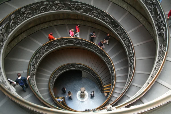 Vatikán. dvojité točité schodiště — Stock fotografie