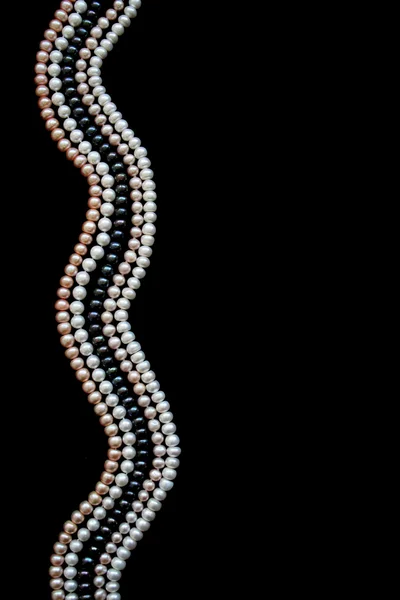 Perlas blancas, negras y rosadas — Foto de Stock
