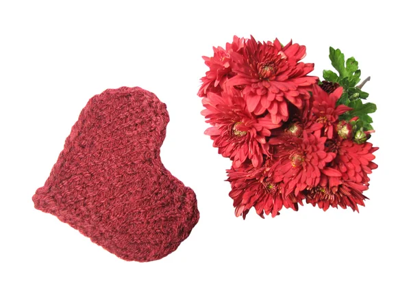 Stickad hjärta och blommor — Stockfoto