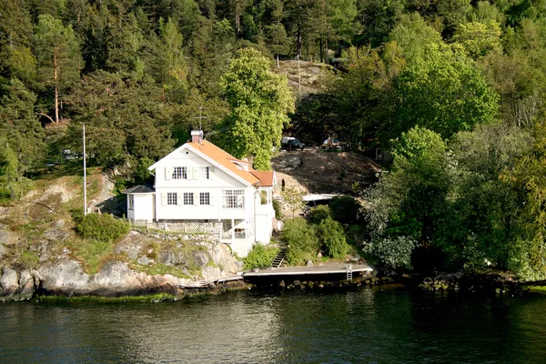 Villaen på Stockholms skjærgård – stockfoto