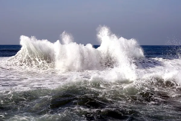 Sonra bir fırtına dalgaları — Stok fotoğraf