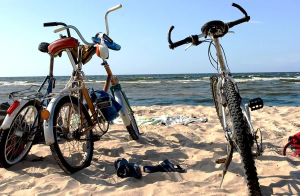 Trzy rowery — Zdjęcie stockowe