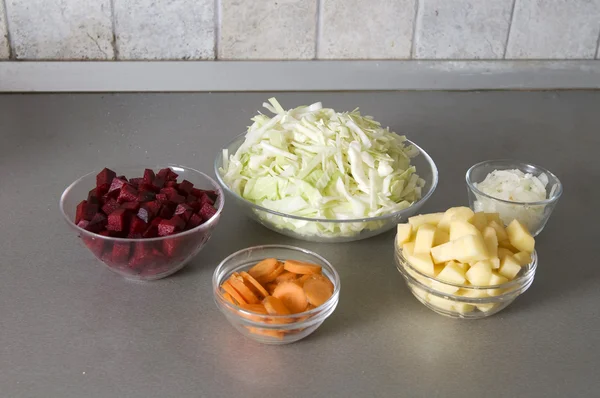 Bowles con patata, cipolla, barbabietola, carota Fotografia Stock
