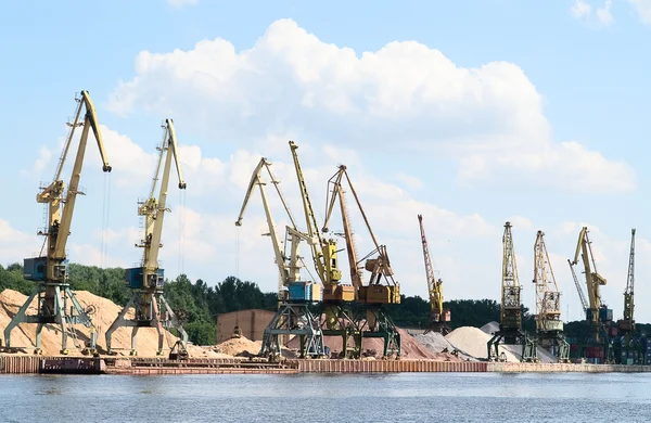 A lot of harbor crane — Stock Photo, Image