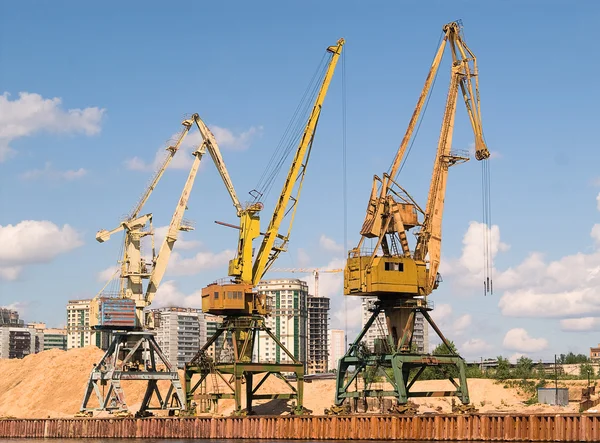Harbor crane — Stock fotografie