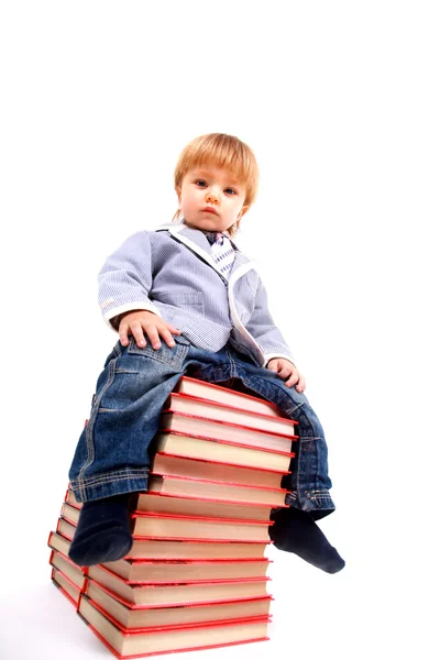 Boldog fiatal fiú a könyvek — Stock Fotó