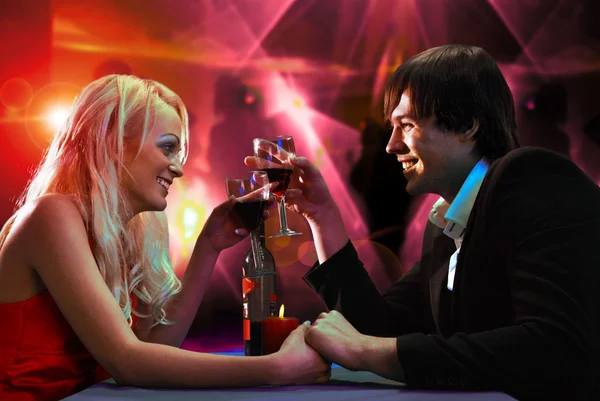 Paar auf Nachtclub — Stockfoto