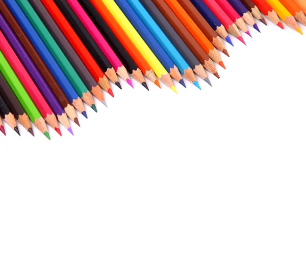 Assortimento di matite colorate con ombra su sfondo bianco — Foto Stock