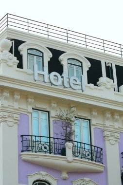 Hotel işareti ve windows
