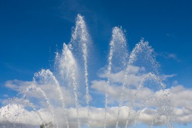 Splash of fountain in a urban park