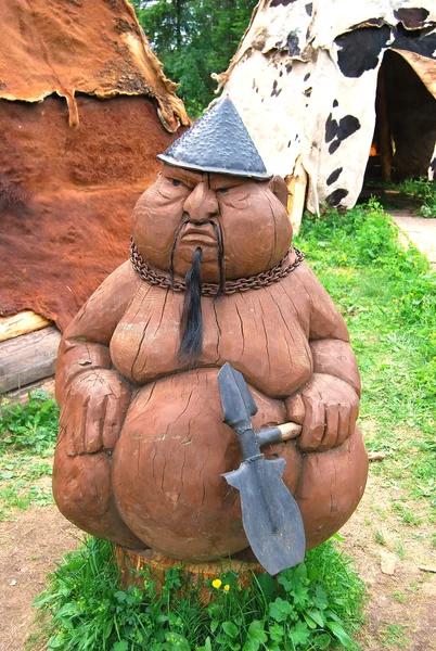 Trä staty av mongol — Stockfoto
