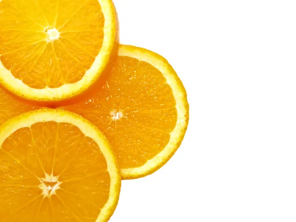 Saftig apelsin på vitt med kopia utrymme — Stockfoto
