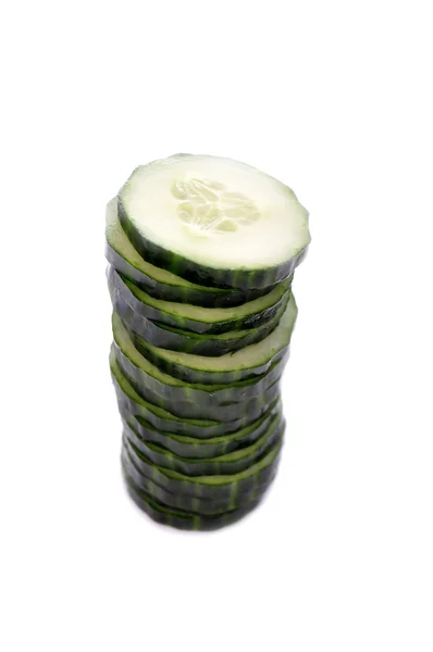 Stapel plakjes komkommer — Stockfoto