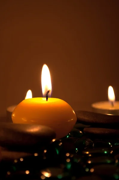Романтические свечи — стоковое фото