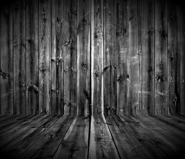 Chambre en bois sombre — Photo